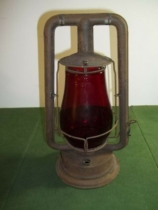 Antique C.  T.  Ham No 0 Clipper Barn Railroad Lantern Red Globe