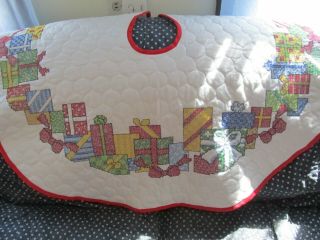 Christmas Tree Skirt 40 " Cross Stitch White Quilted Completed Christmas Present