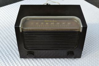 Vintage Mid Century 1952 RCA 2 - X - 6 Tube Radio 2