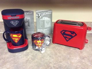 Superman 2 Slice Toaster And Coffee Maker With Two Coffee Mugs,  Par Select.