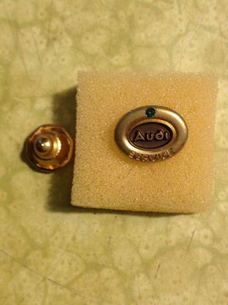 Wow L@@k Rare Htf Vintage Audi Service Pin - Emerald Stone (gold?)