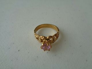 Vintage Gold Tone Ring Cut Out Design Pretty Pink Stone Size 8