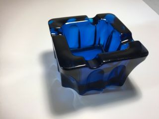 Vintage Cobalt Blue Glass Ashtray Heavy Glass Cigar Ashtray 4.  5”x4.  5”x2.  5”
