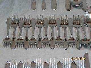 66 pc ONEIDA CAMBER or SCROLL STAINLESS FLATWARE SET SERVICE FOR 12 18/8 4