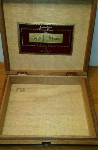 Empty Wood Cigar Box Ecuador Honduras Vintage 1992 4