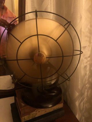 Antique Vintage General Electric Oscillating Quiet Blade Fan -. 7