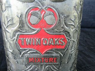 Vintage Twin Oaks Tobacco Mixture Smoking Tin 2