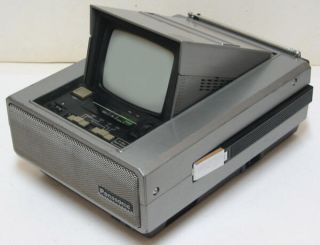 vintage 1981 Panasonic TR - 505OP Portable TV / AM,  FM Radio JAPAN Great 4