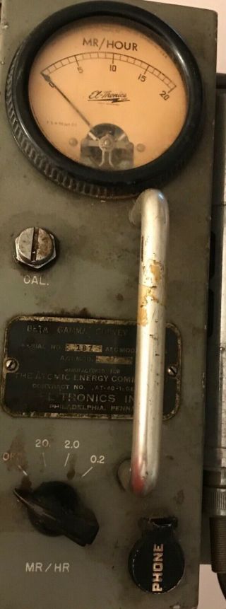 Vintage Geiger Counter Atomic Energy Commission 3