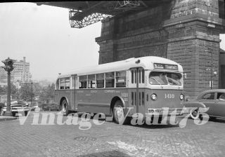 Negative Fifth Avenue Coach Bus 1410 York City 1950 