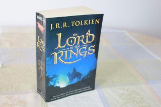 The Lord Of The Rings Trilogy One Volume Edition - J.  R.  R.  Tolkien (paperback)