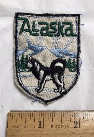 Vintage Alaska Husky Sled Dog Racing Souvenir Patch Badge