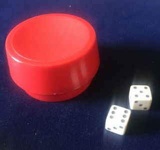 Vintage Magic Trick " Sure - Shot Dice Box " By E - Z Magic From The 1970 