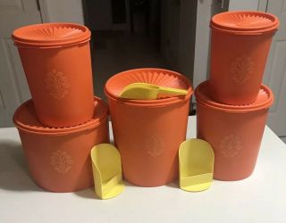 Vintage Tupperware Canisters Set Of 5 W/lids Harvest Orange With 3 Yellow Scoops