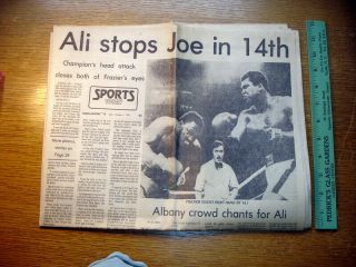 Vtg Newspaper Boxing Oct.  1,  1975 Muhammad Ali Defeats Joe Frazier Thrilla Manilla