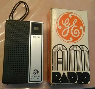 Vintage Ge Am Transistor Handheld Radio Box 7 - 2705 Ear Phone