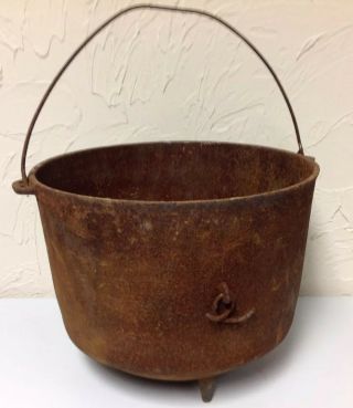 Vintage Wagner Sidney - O - Cast Iron 3 Leg Cauldron Bean Pot Kettle No.  9