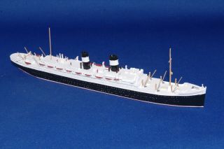 CM IT PASSENGER SHIP ' SS ROMA ' 1/1250 MODEL SHIP 3