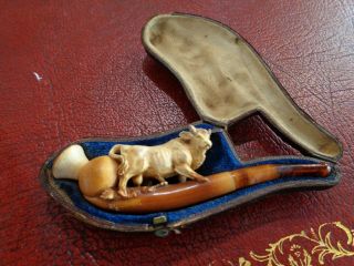 Meerchaum Cheroot Holder With Hand Carved Bull