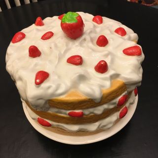Vintage Strawberry Short Cake Ceramic Cake Stand 4