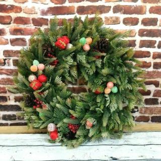 Vintage Plastic Christmas Wreath Greenery Gift Sugar 17 Inch 70 