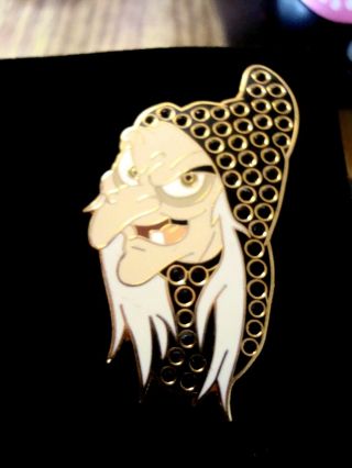 Old Hag / Evil Queen Le Jeweled Disney Pin