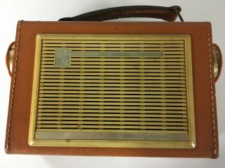 General Electric Vintage Transistor Radio Model P - 750a In Leather Case