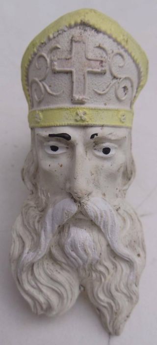 Cardinal/priest/pope ?? Clay Pipe