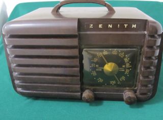 Vintage 1942 Zenith Radio - Model 6d - 612 - Playing