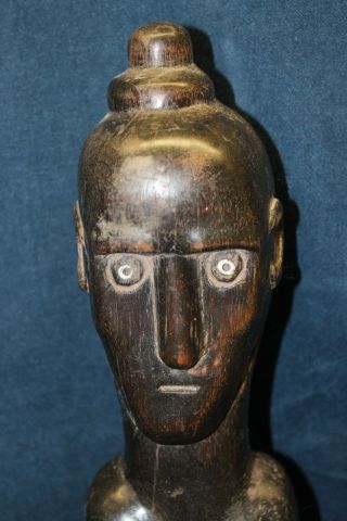 Large craved African Art wooden statue 3