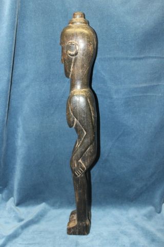 Large craved African Art wooden statue 4