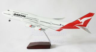 Qantas 747 Jumbo With Led Cabin Lights & Wheels Stand 45cm Resin Rechargeable