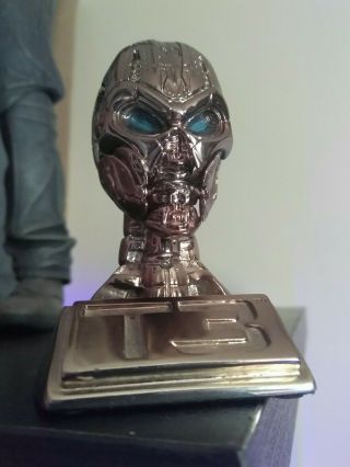 Sideshow Terminator T - X Mini Bust