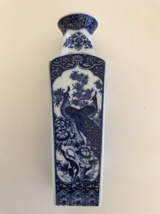 Vintage Fine Chinese Porcelain Square Sided Vase China Blue & White