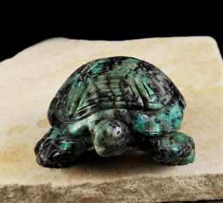 ZMT Zuni Tortoise Fetish Carving by Ron Laahty - Chrysocolla & Tenorite stone 2