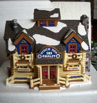 Dept 56 Christmas Snow Village House Birch Run Ski Chalet 54882 W/orig Box