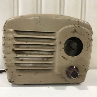 Vintage Antique Arvin Metal Case Radio Deco