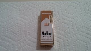 Vintage Advertising Marlboro Light Made In Korea Butane Lighter