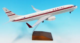 1/100 Qantas Boeing 737 - 800 " Retro Roo 2 " Vh - Vxq With Landing Gear Limited