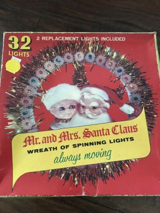 Vintage Christmas Wreath Of Spinning Lights Mr.  & Mrs.  Santa Claus Box