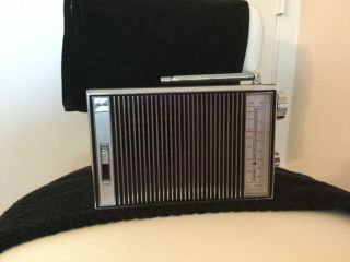 Rare Vintage Toshiba 10 Transistor Radio Model 10m - 890f With Case -