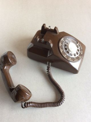 Vtg Itt Rotary Dial Bell Telephone Chocolate Brown Old Retro Desk Phone 1980s