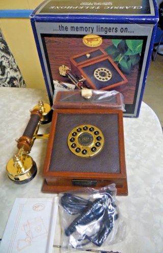 Rare Vintage Spirit Of St.  Louis Desk Top Phone Telephone Collectors Edition Iob