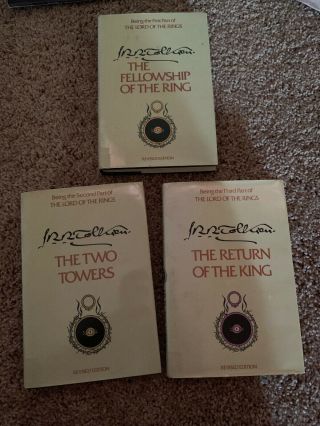 1983 J.  R.  R.  Tolkien Complete Lord Of The Rings Hardback Books Set.