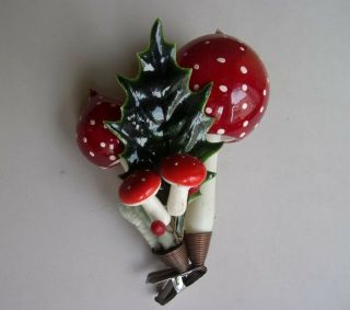 Vintage Clip On Blown Glass & Spun Cotton Mushrooms Bunch Christmas Ornament