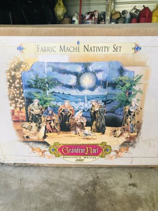 Nativity Set Fabric Mache Grandeur Noel Collector’s Efition 2001