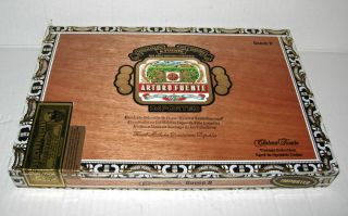 Arturo Fuente Queen B Chateau Empty Wood Cigar Tobacco Box Hand Made
