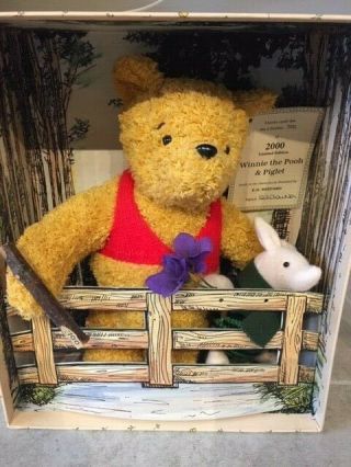 Disney Classic Winnie The Pooh & Piglet Soft Toy Plush Ltd Poohsticks Box Set