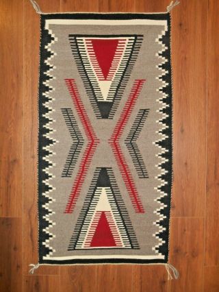 NAVAJO NAVAHO Indian Rug/Weaving.  Tightly Woven Half Diamonds/Comb Elements 2