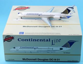 Inflight 1:200 Rmdc9001 Continental Lite Douglas Dc - 9 - 31 Diecast Models N18563